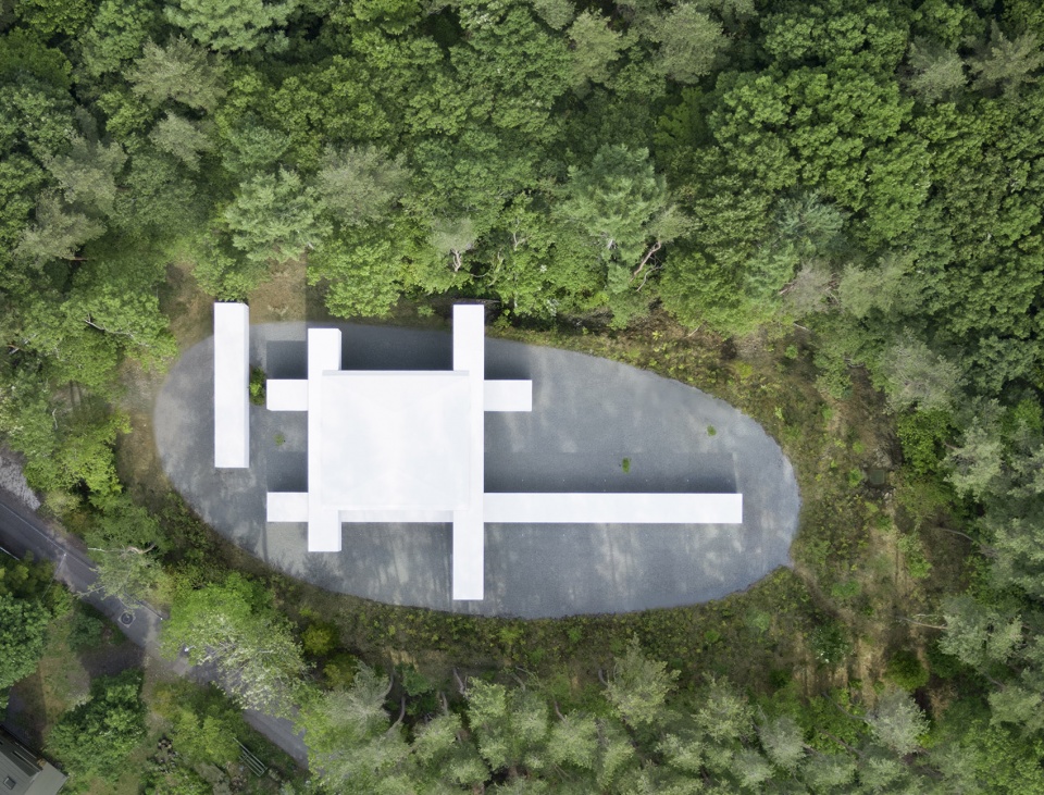 culvert guesthouse by nendo