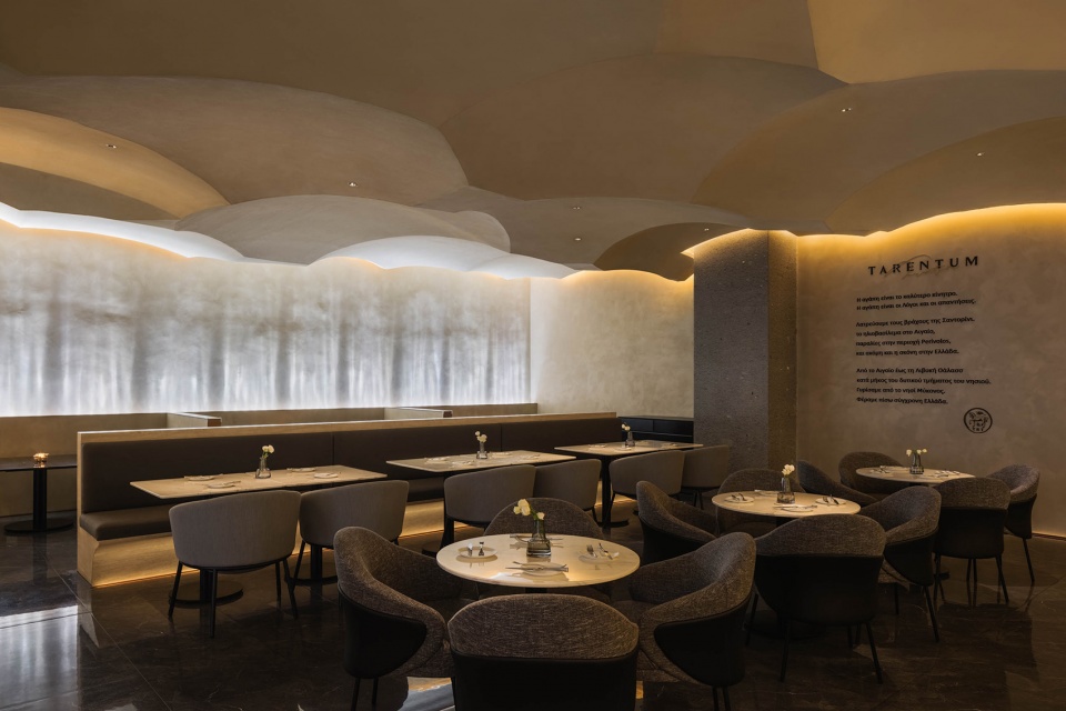 Tarentum Bar Restaurant China by MARS Studio