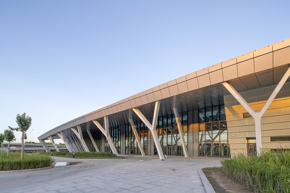 daqing west integrated highway passenger station by had architects studio a05