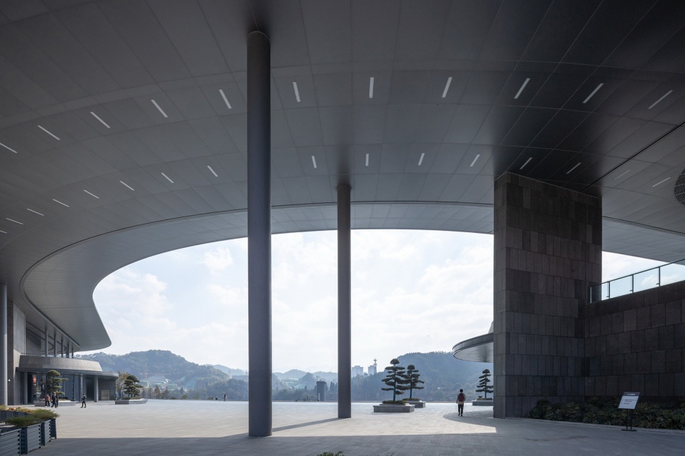 Jiande Cultural Center by GOA