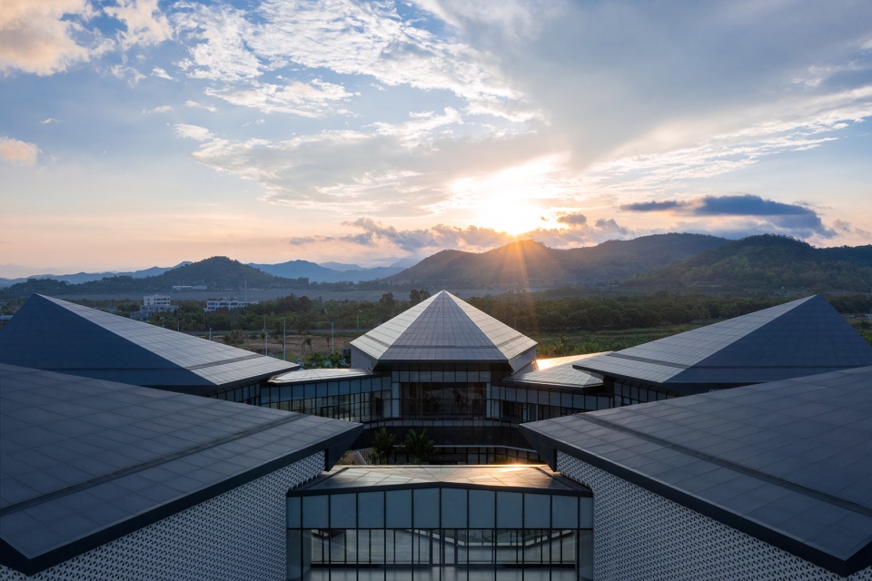 Yazhou Bay Science Technology City Industry Promotion Center Gensler