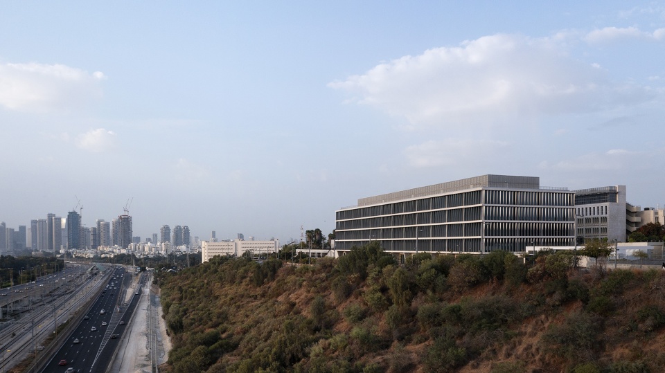 Faculty of Engineering TAU by PEZ Zarhy Architects