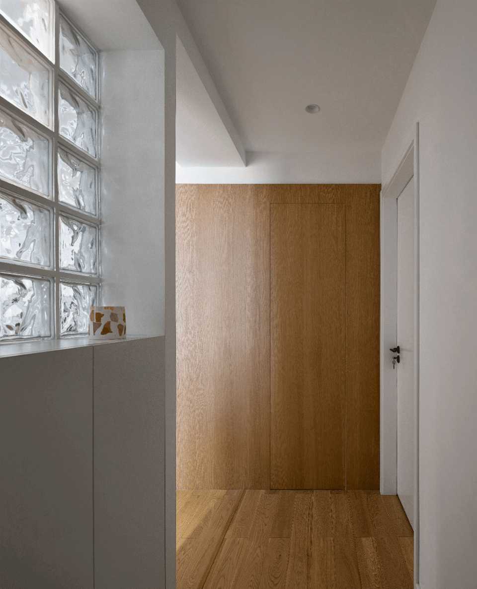 Home of the Landscape Architect China by Dream Cat Interior Design