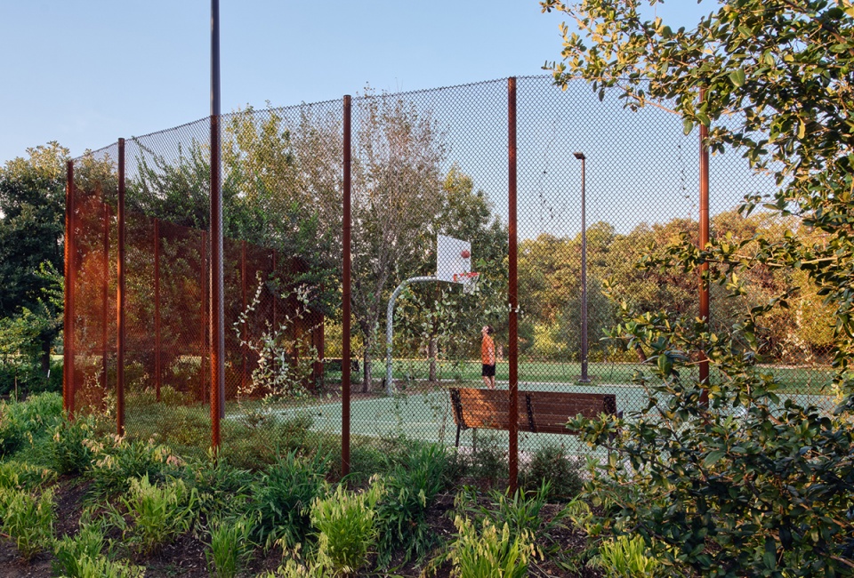 kingsbury commons at pease park by clayton korte