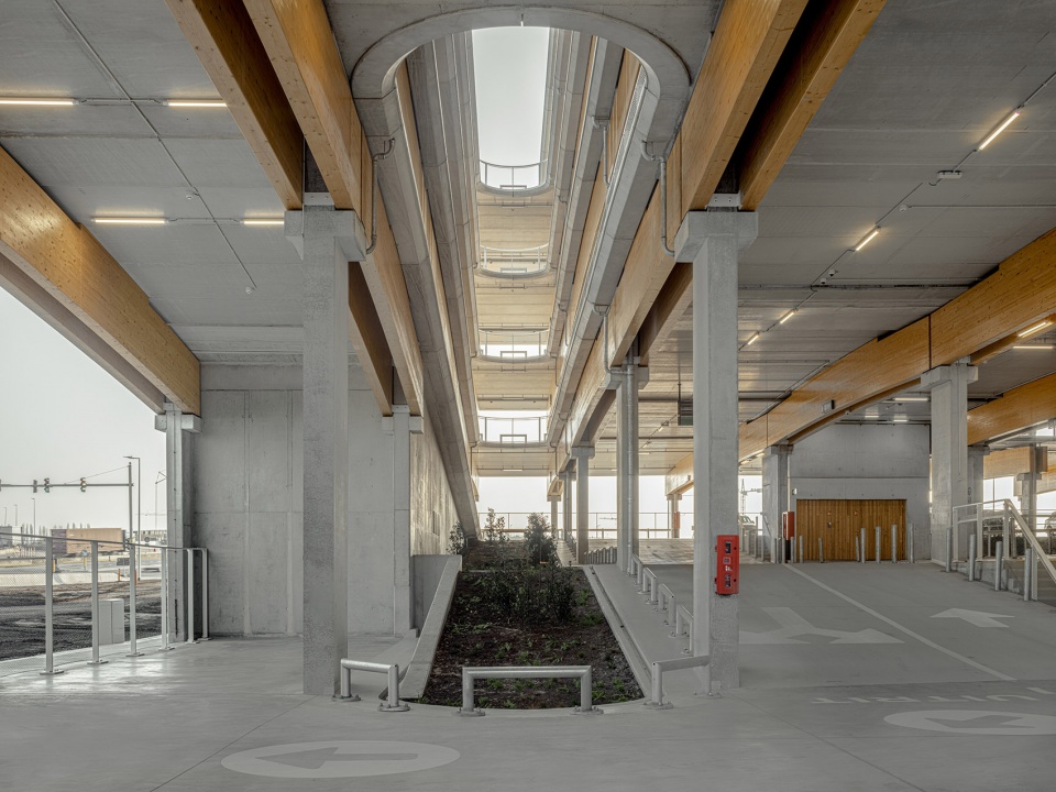 park ride antwerp by hub