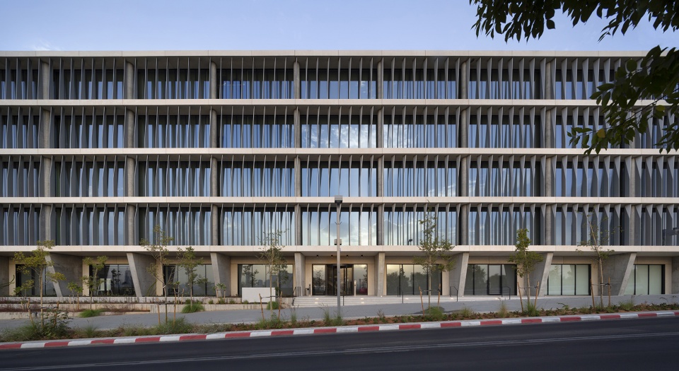 Faculty of Engineering TAU by PEZ Zarhy Architects