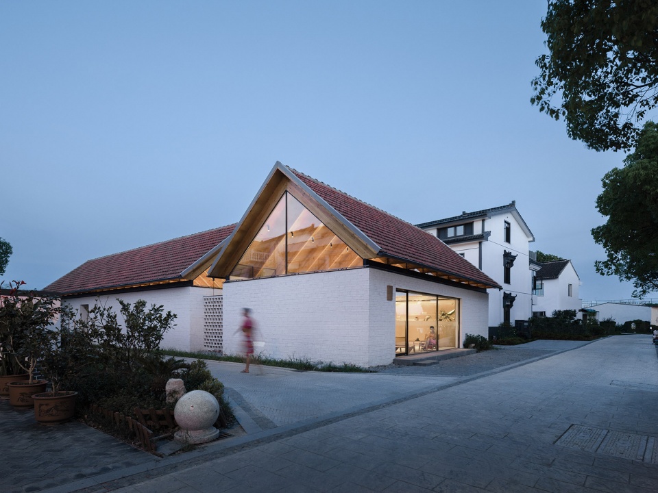 reconstruction design of wujiaqiao villagers home in qiandeng town fanaf