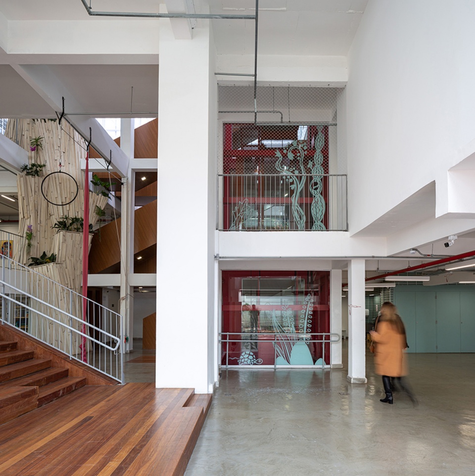 Camino School headquarters by Gusmao Otero Arquitetos Associados