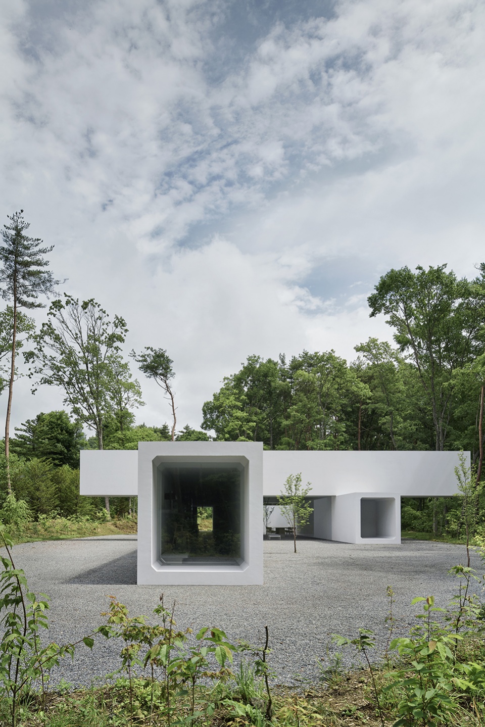 culvert guesthouse by nendo