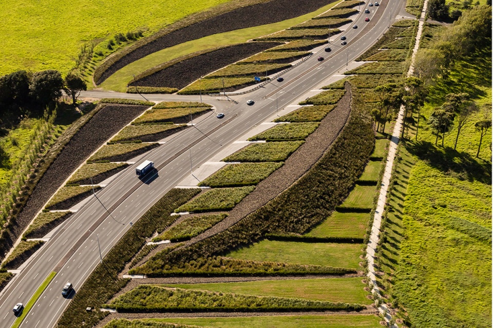 2021 asla general design award of honor auckland international airport surfacedesign inc