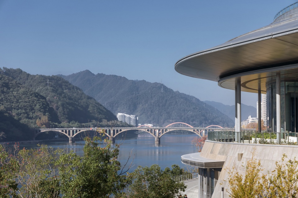 Jiande Cultural Center by GOA
