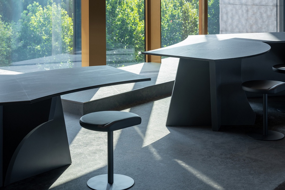 Pluto Liquid of idea China by waa ei2