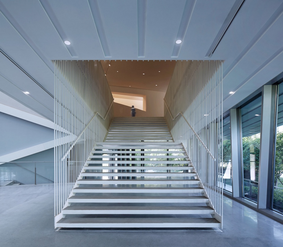 green valley art center by scenic architecture office