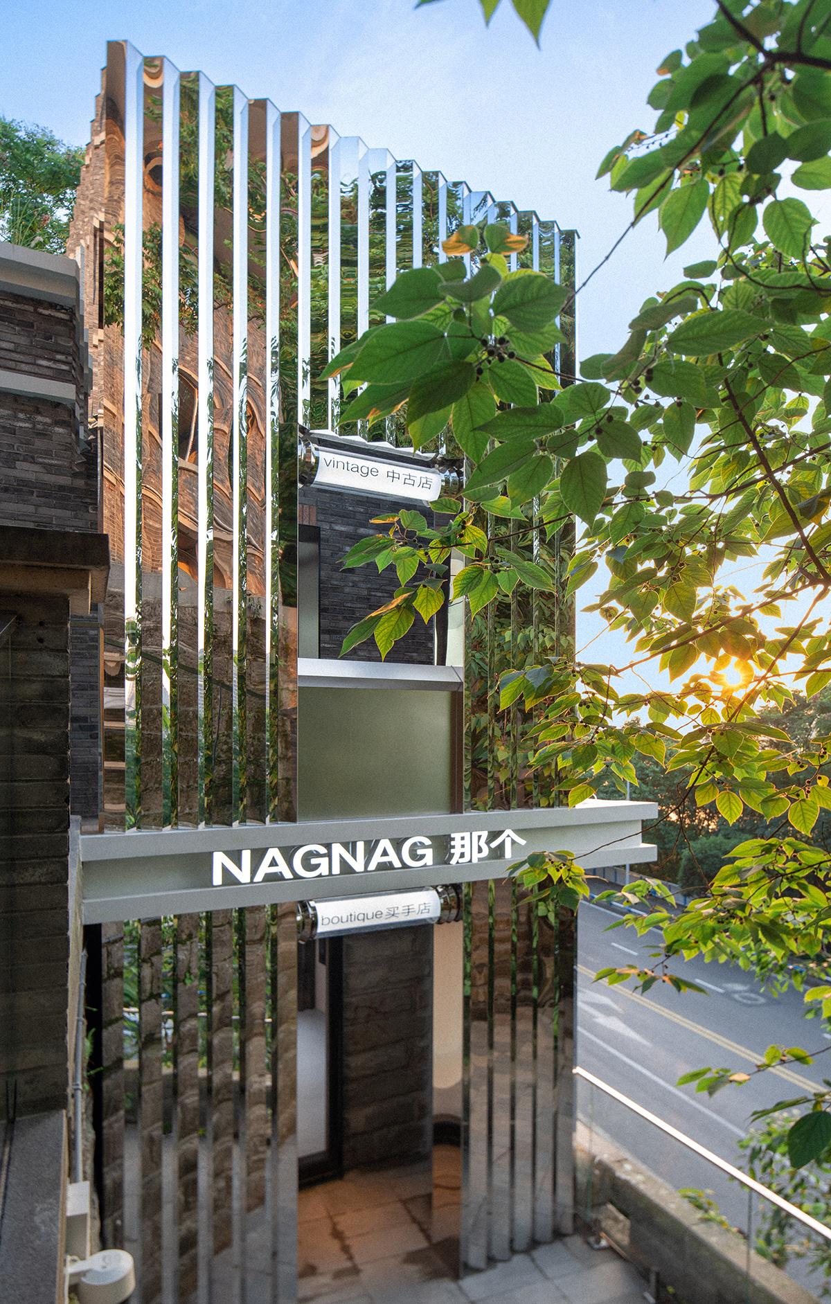 019 Nagnag Conceptual Vintage Store By Sanyuan Space Design 