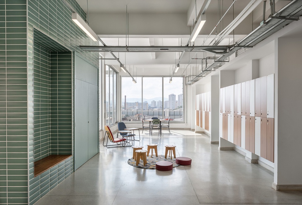 Camino School headquarters by Gusmao Otero Arquitetos Associados