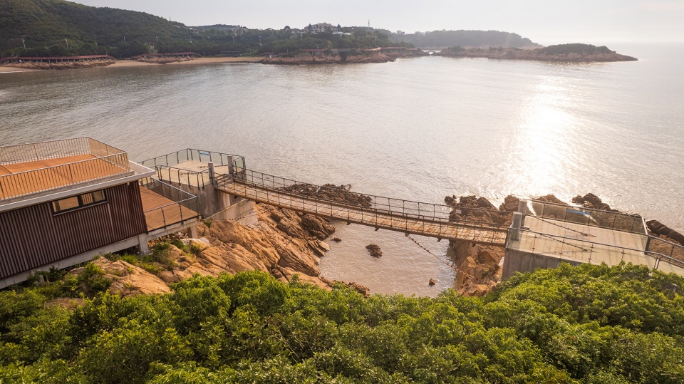 宁波松兰山旅游度假区玻璃栈道 / 上海赤地设计事务所 - 谷德设计网