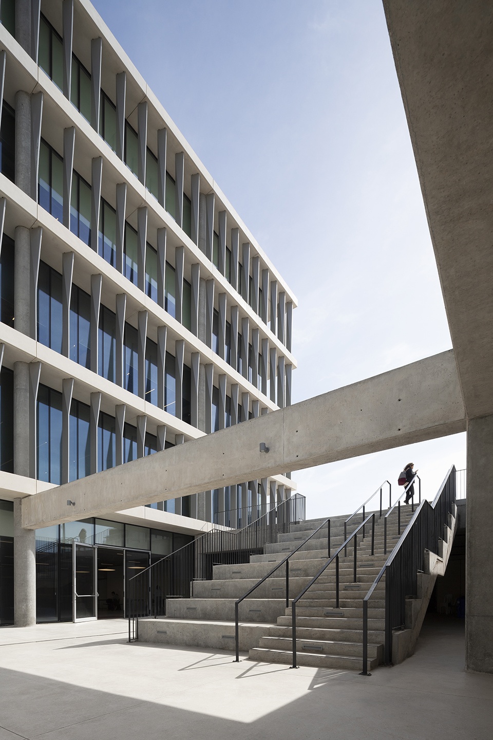Faculty of Engineering TAU by PEZ Zarhy Architects