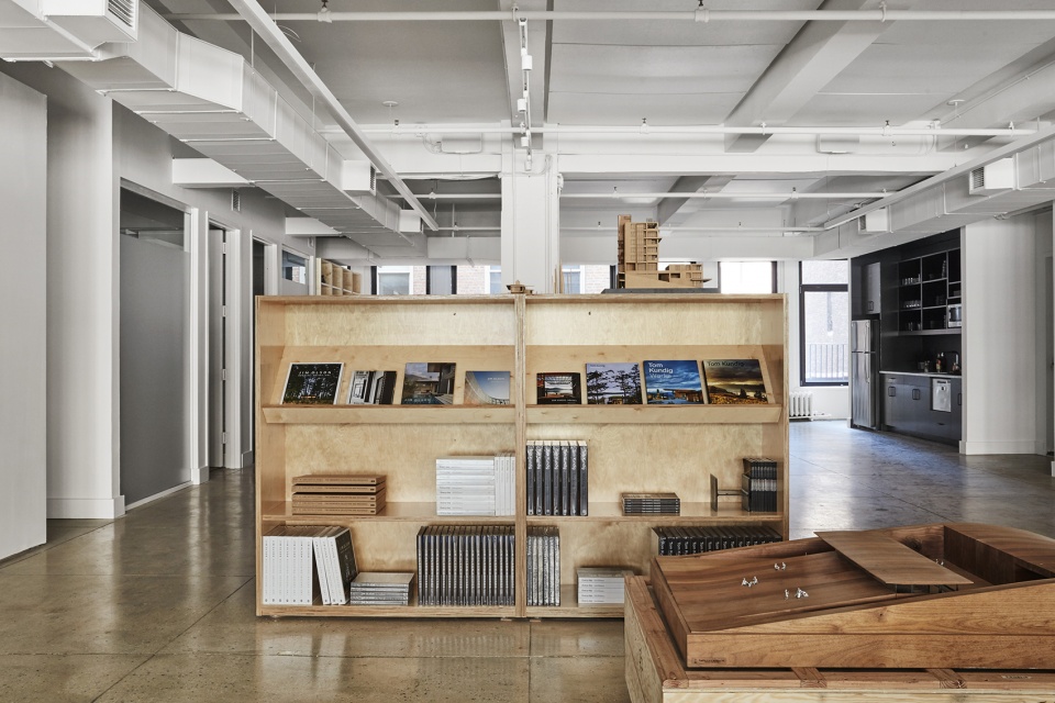 Olson Kundigs New York office by Olson Kundigs