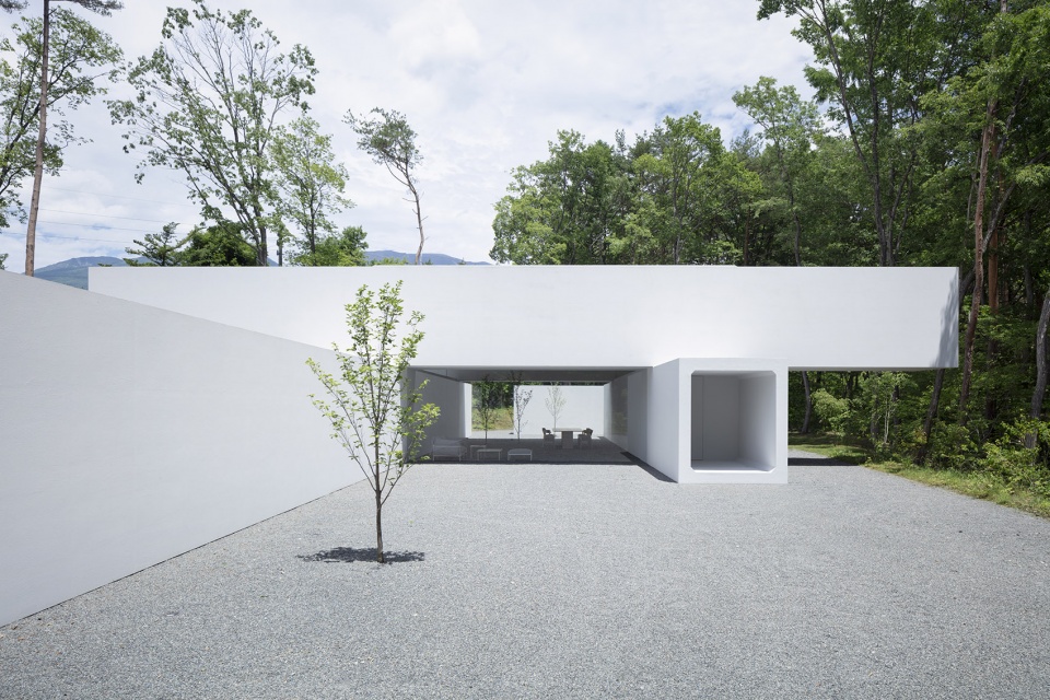 culvert guesthouse by nendo