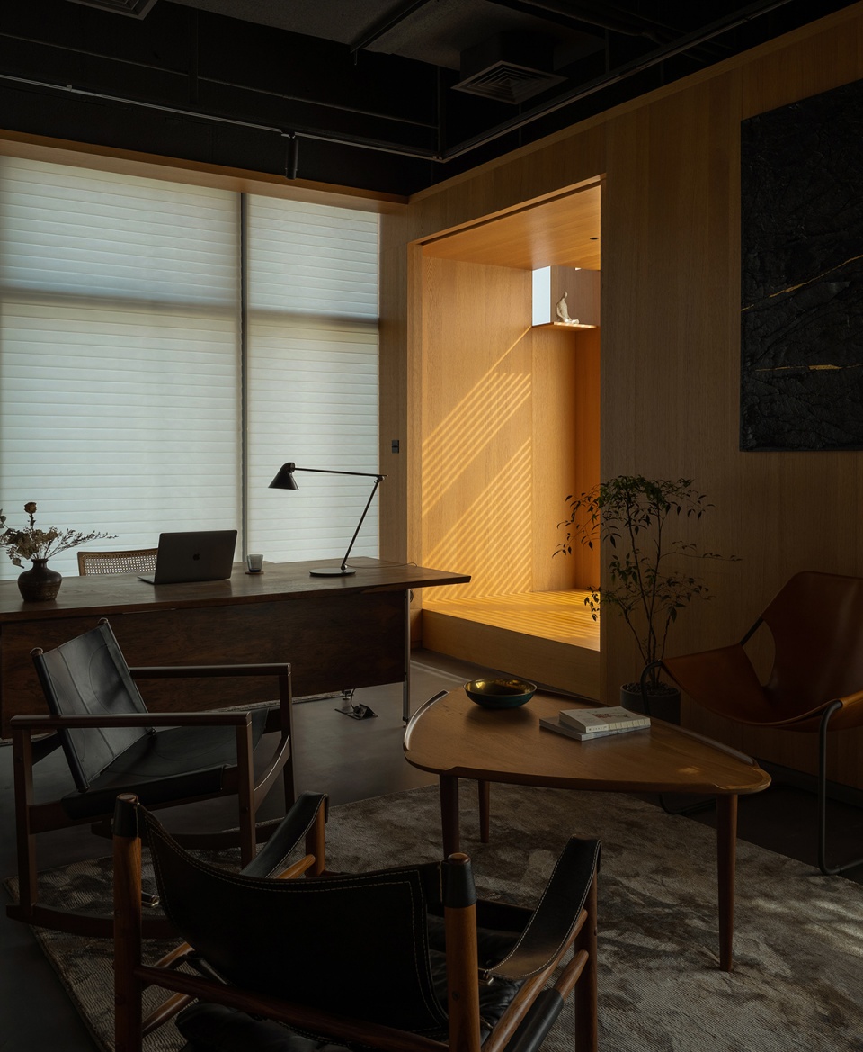 more than arch working space by more than arch studio