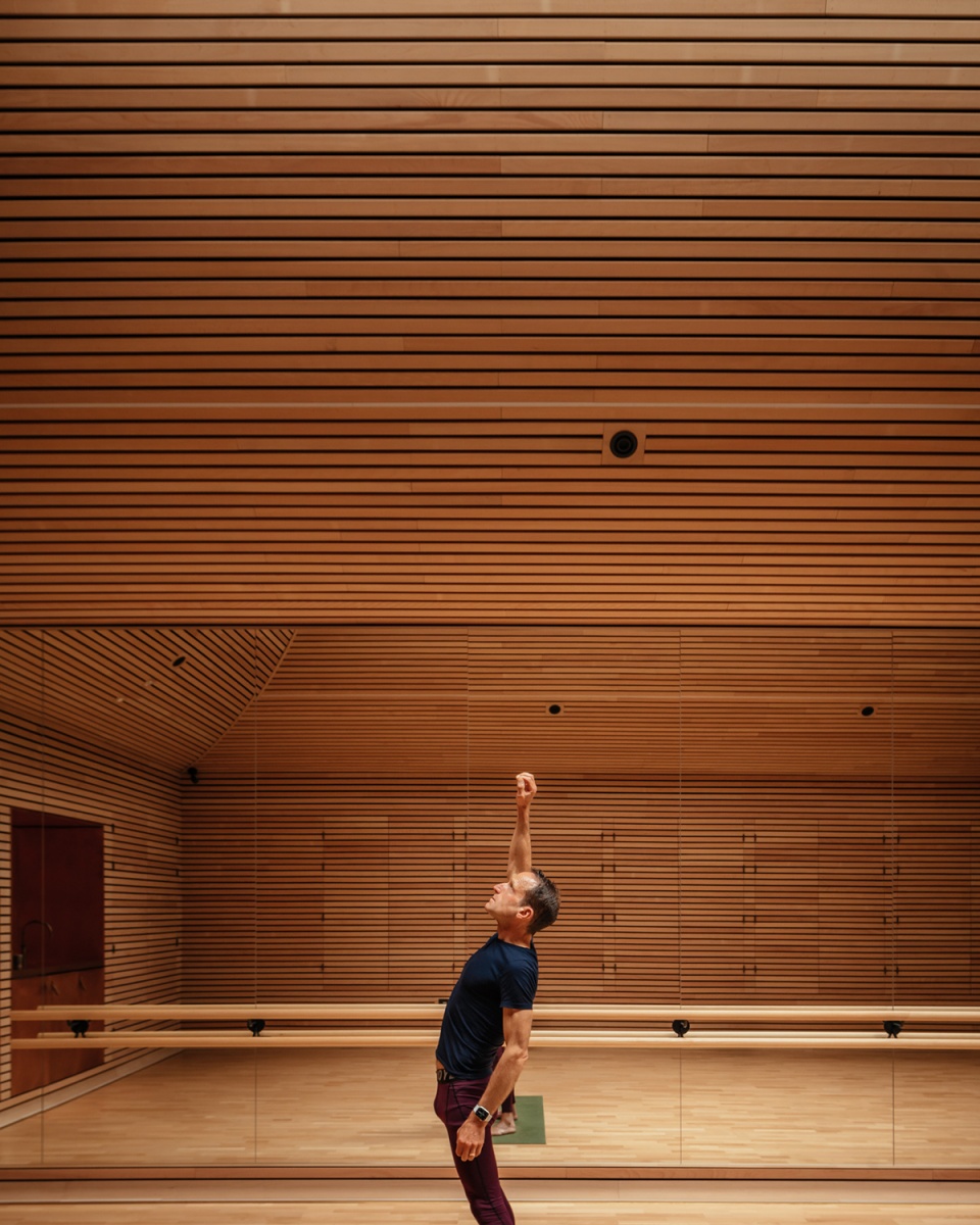 yoga studio hadspen house by invisible studio