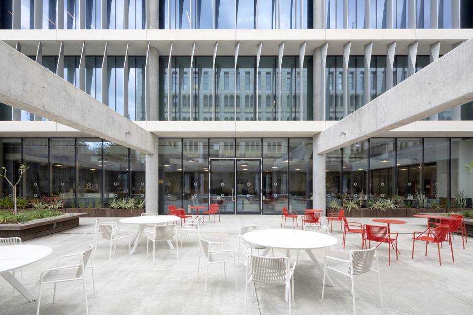 Faculty of Engineering TAU by PEZ Zarhy Architects