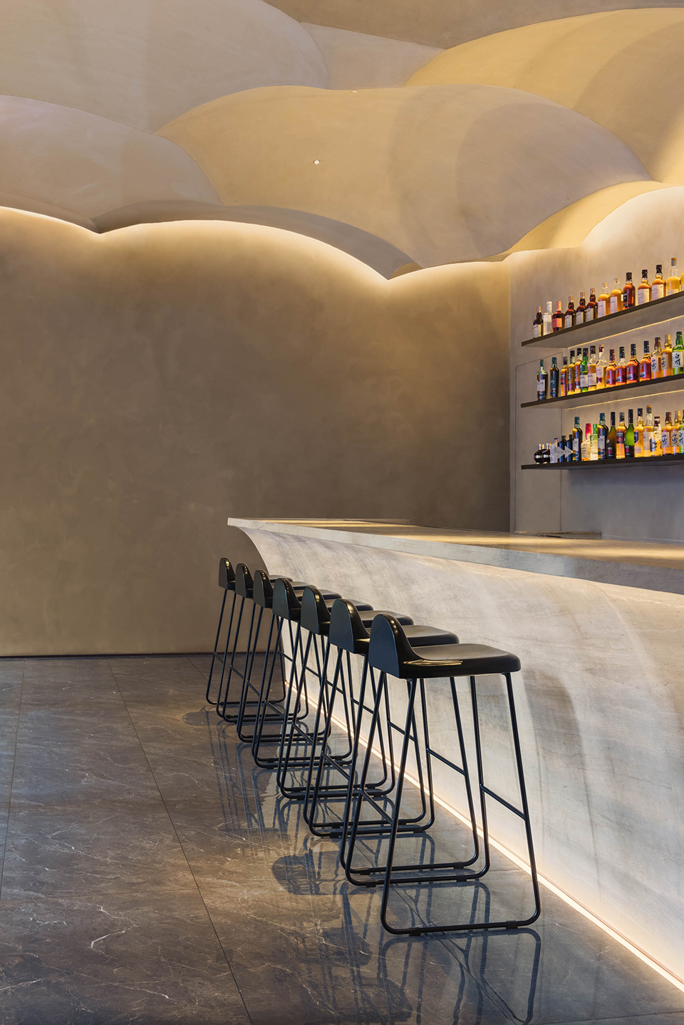 Tarentum Bar Restaurant China by MARS Studio