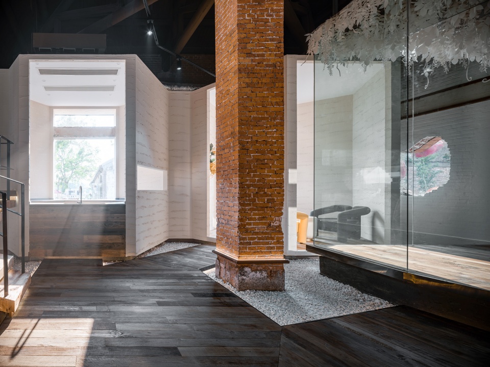 Cloud granary building renovation Shanghai Xigu Art Museum China by DCDSAA Architecture Office