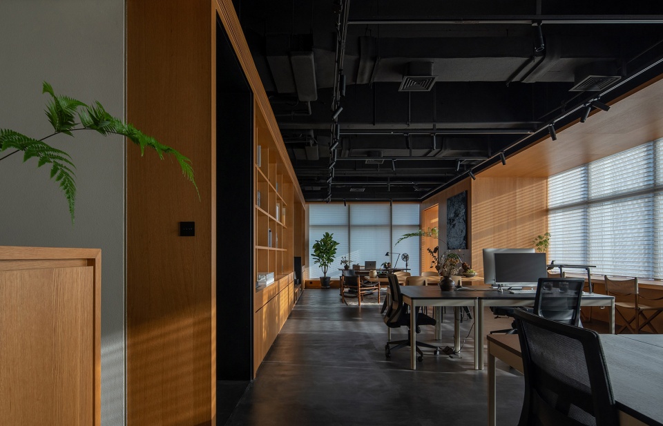 more than arch working space by more than arch studio