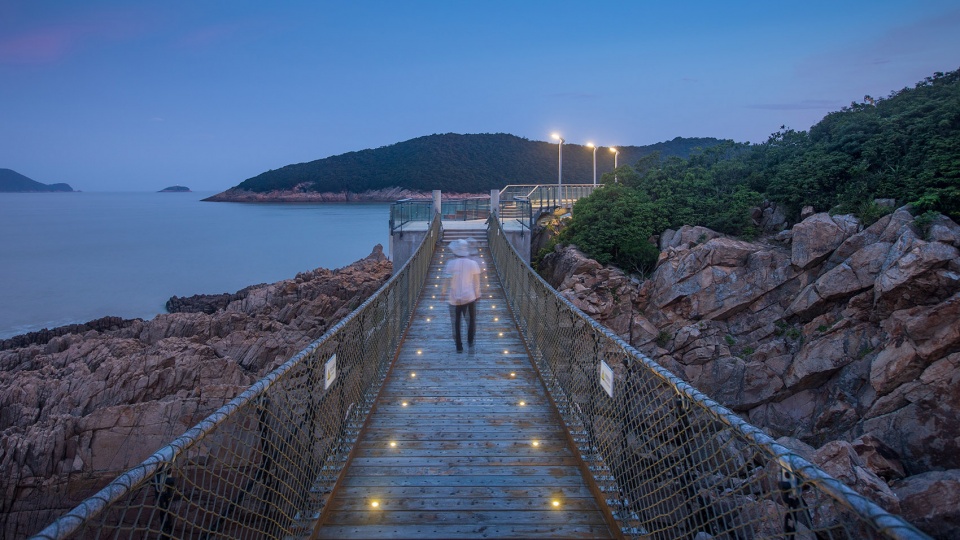 ningbo songlan mountain resort glass walkway by shanghai chidi studio