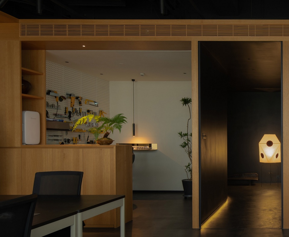 more than arch working space by more than arch studio