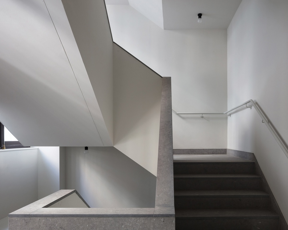 ANTWERP CITY HALL by Hub Bureau bouwtechniek