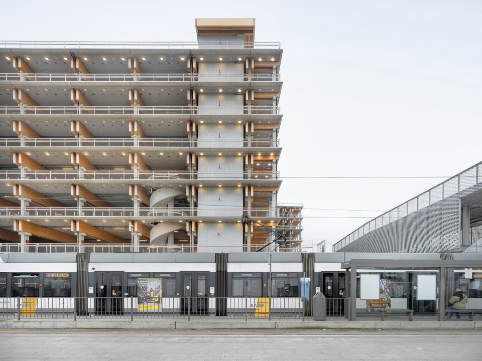 park ride antwerp by hub