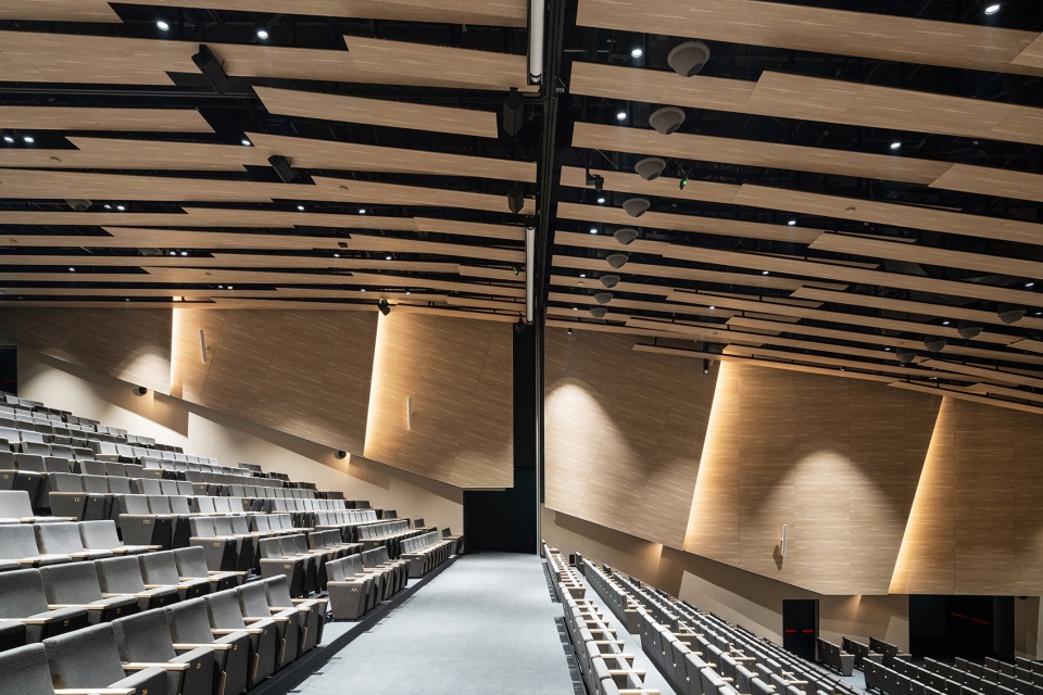 Padova Congress Centre by Kengo Kuma and Associates