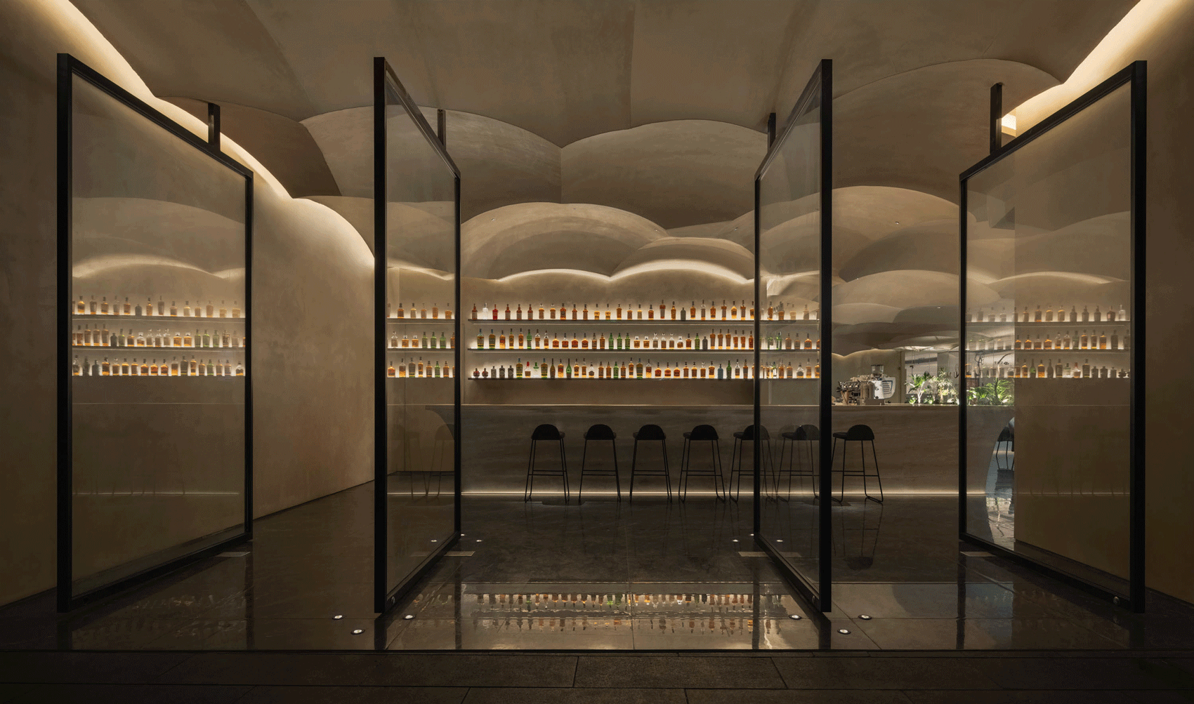 Tarentum Bar Restaurant China by MARS Studio