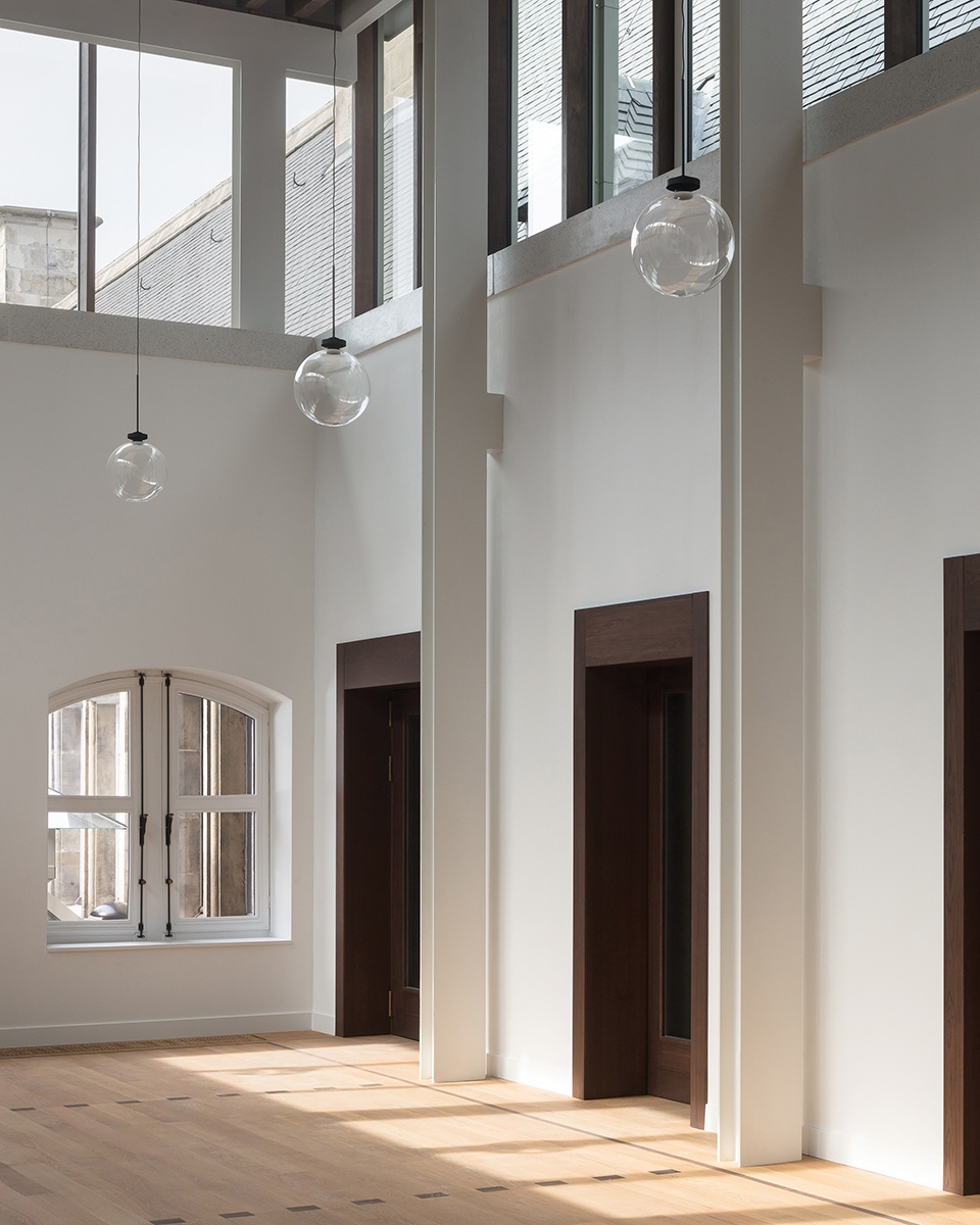 ANTWERP CITY HALL by Hub Bureau bouwtechniek