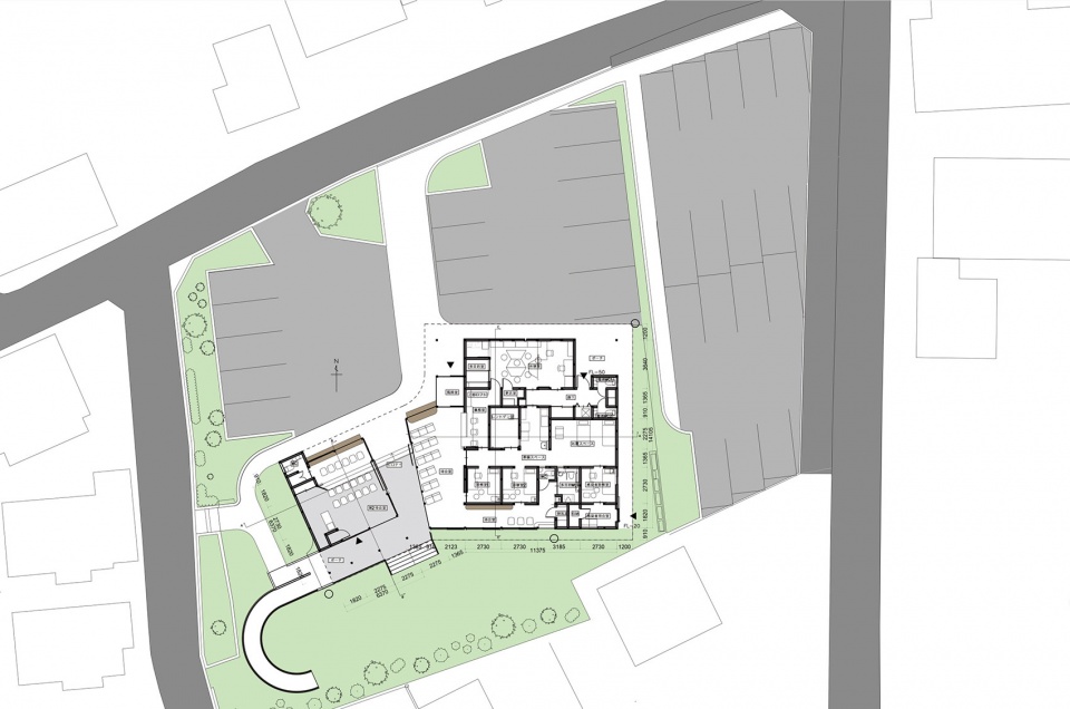 otsuka family clinic by sugawaradaisuke architects