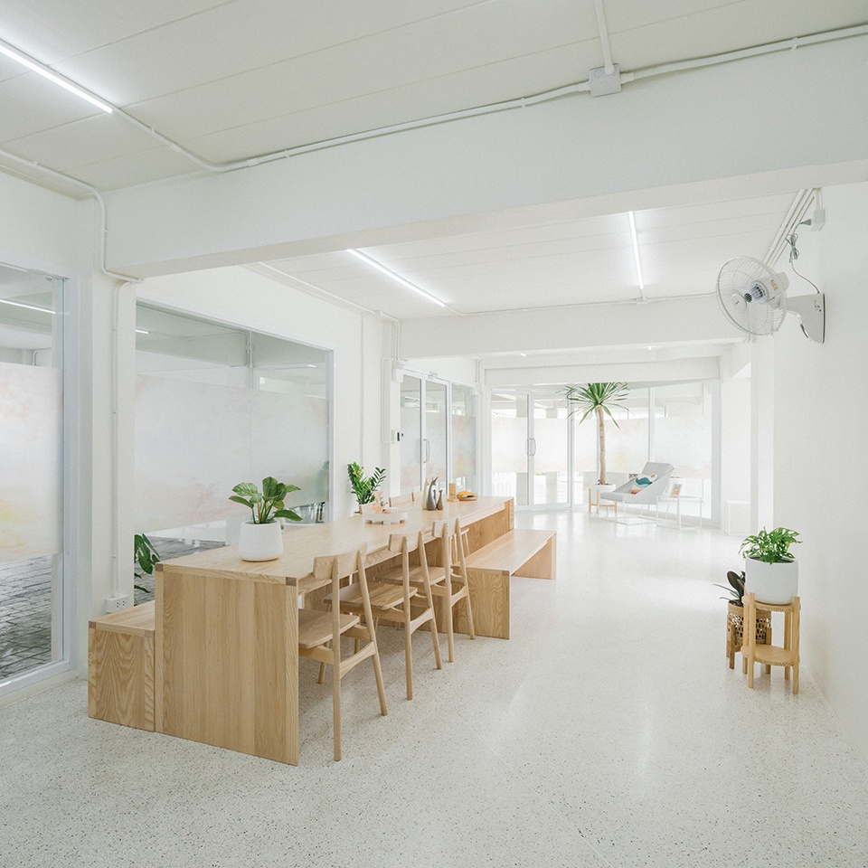 P NG Mansion by LANG GUY Architects