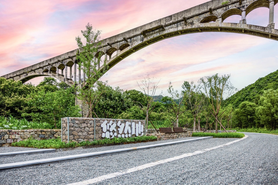 upgrading design of chestnut blossom valley scenic road in bohai town of huairou