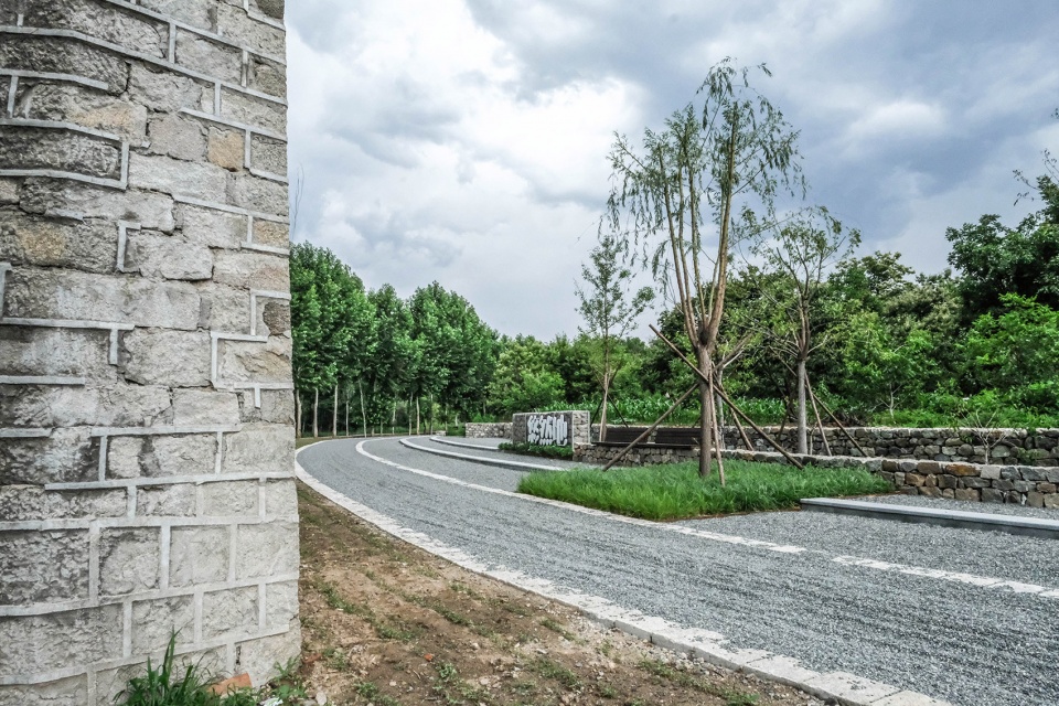 upgrading design of chestnut blossom valley scenic road in bohai town of huairou