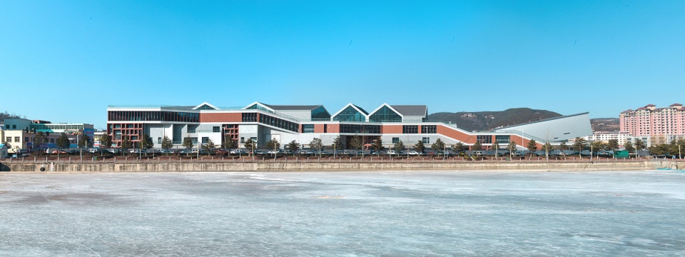 The Qin River Commercial Belt Zone of QinShui KUAN architects BJUCD group