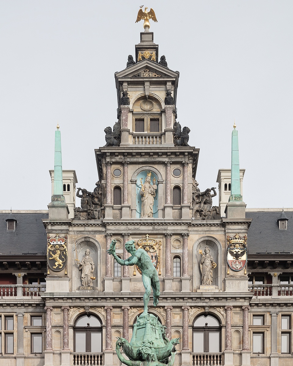 ANTWERP CITY HALL by Hub Bureau bouwtechniek