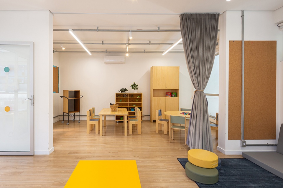 Camino School headquarters by Gusmao Otero Arquitetos Associados