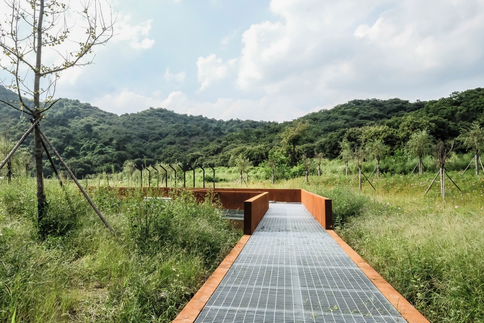 upgrading design of chestnut blossom valley scenic road in bohai town of huairou