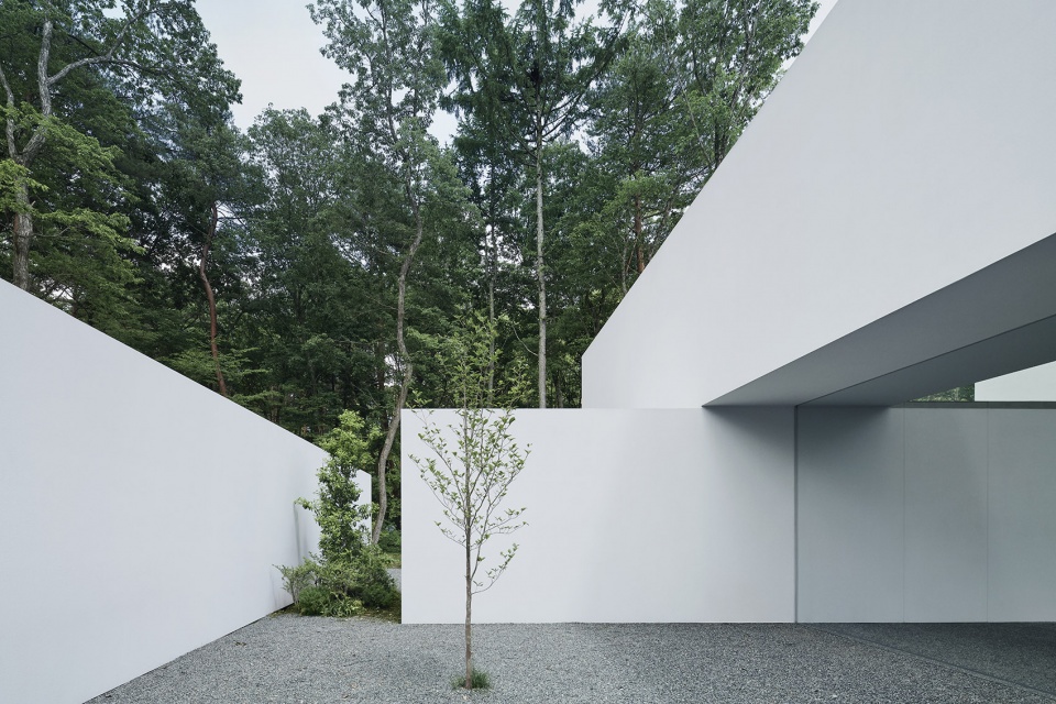 culvert guesthouse by nendo