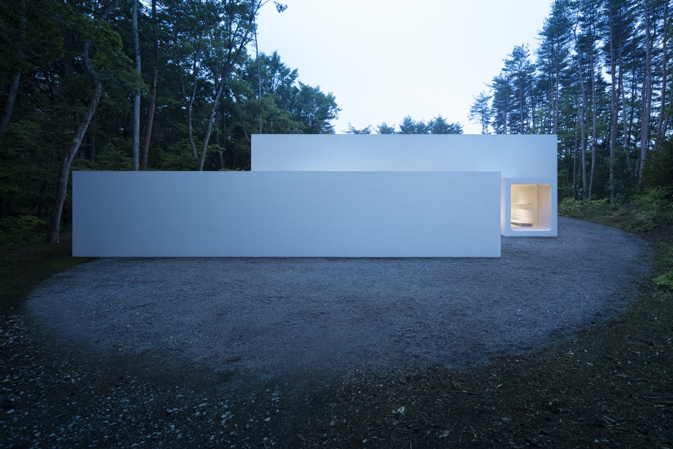 culvert guesthouse by nendo