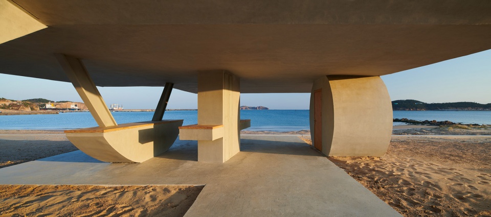 Seaside Floating Pavilion Trace Architecture Office