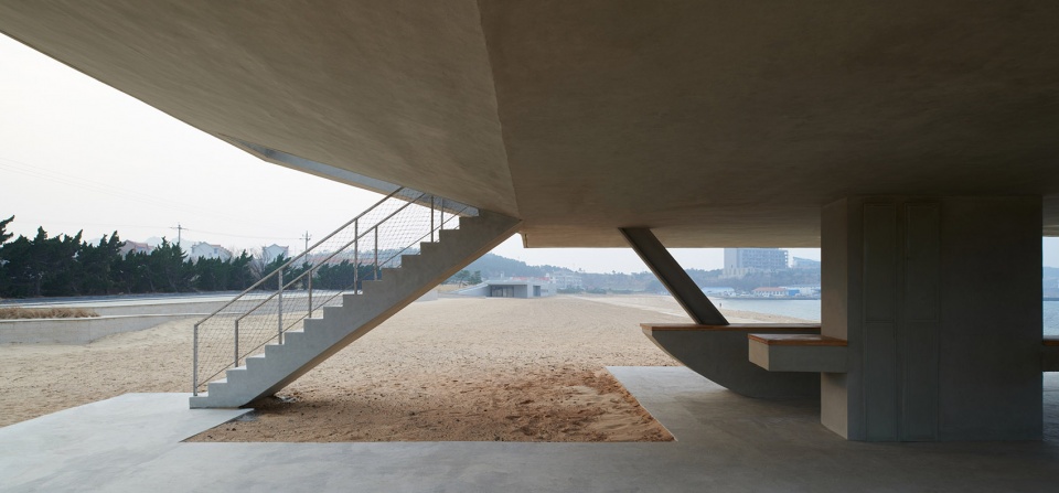 Seaside Floating Pavilion Trace Architecture Office