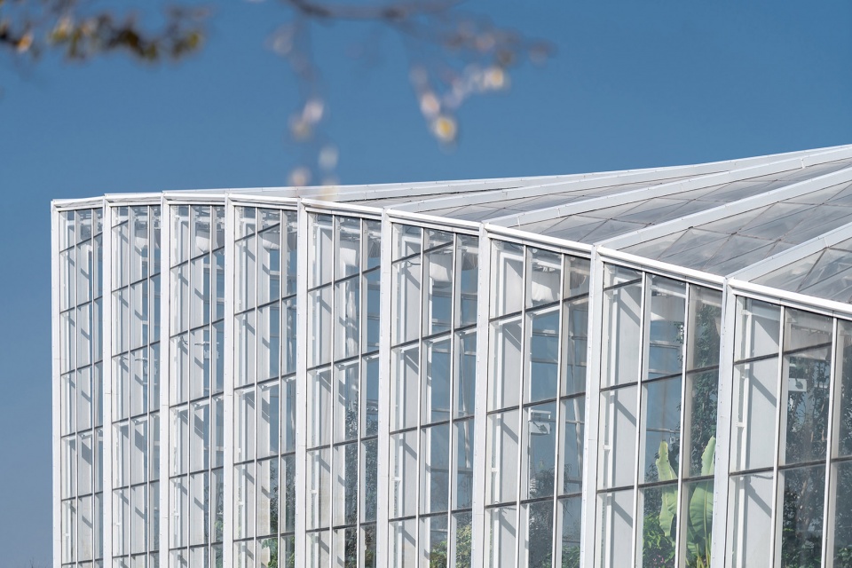 greenhouse of nantong botanical garden by gen architects