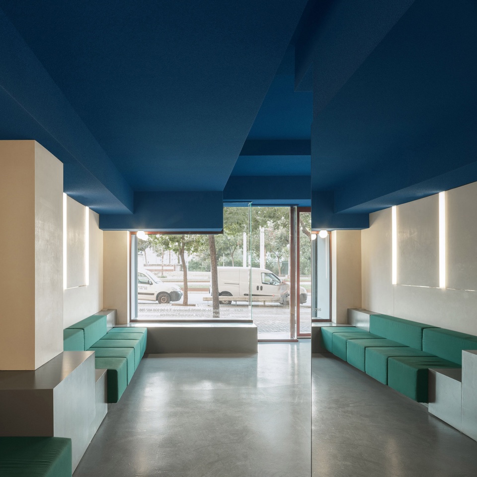 for puff film studio in barcelona by mh ap studio